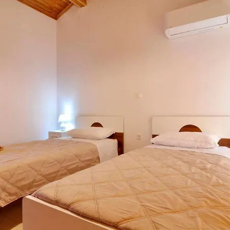 Sg Corfu, B Kompítsion
